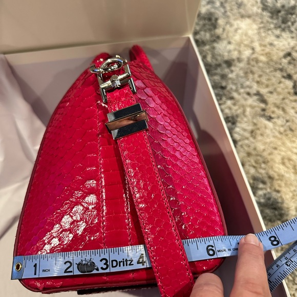 NWOT Rare Givenchy Antigona Python Bag - Picture 9 of 9